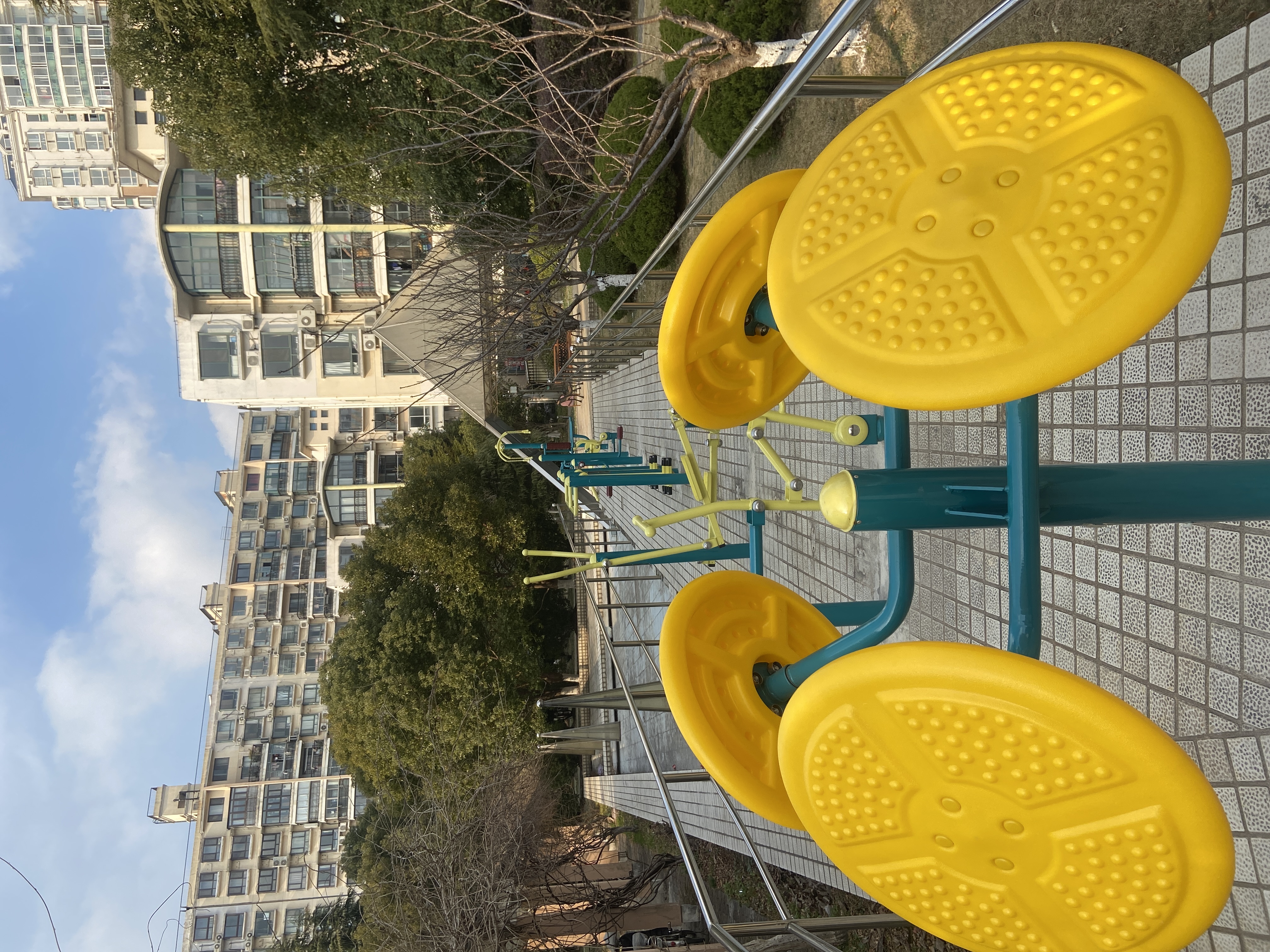 國權(quán)北居委健身點A