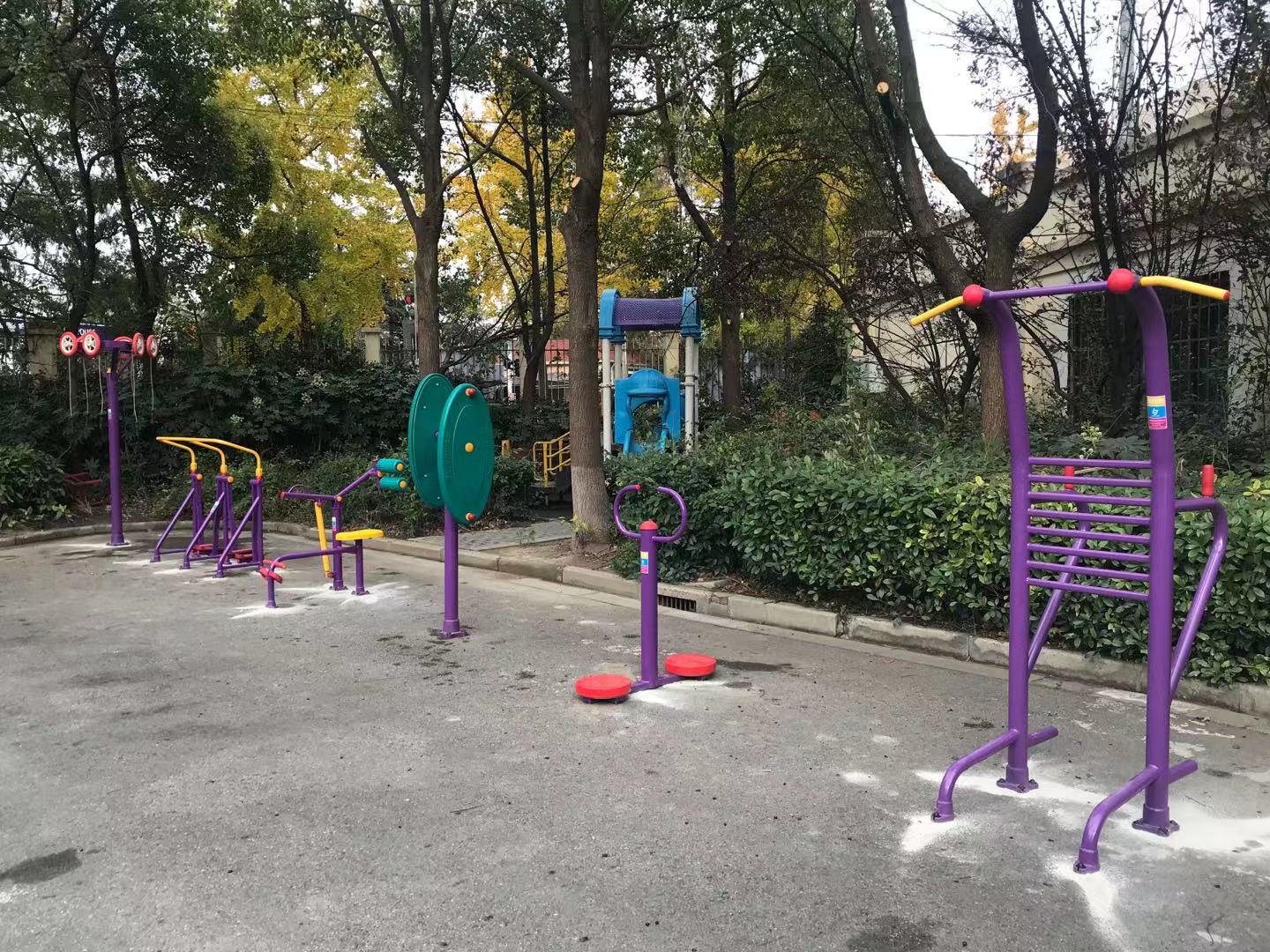 三門(mén)二居委市民健身苑點(diǎn)