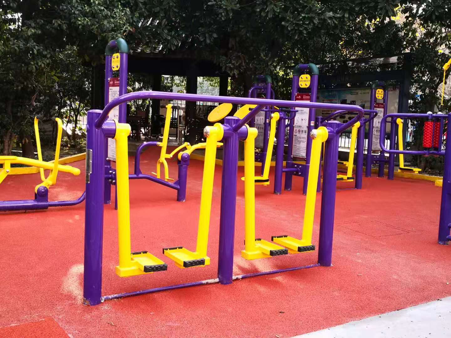 豐二社區(qū)健身苑點(diǎn)（3）