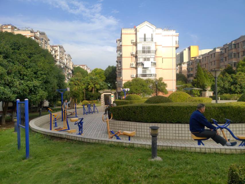 上南花苑中心花園健身點(diǎn)