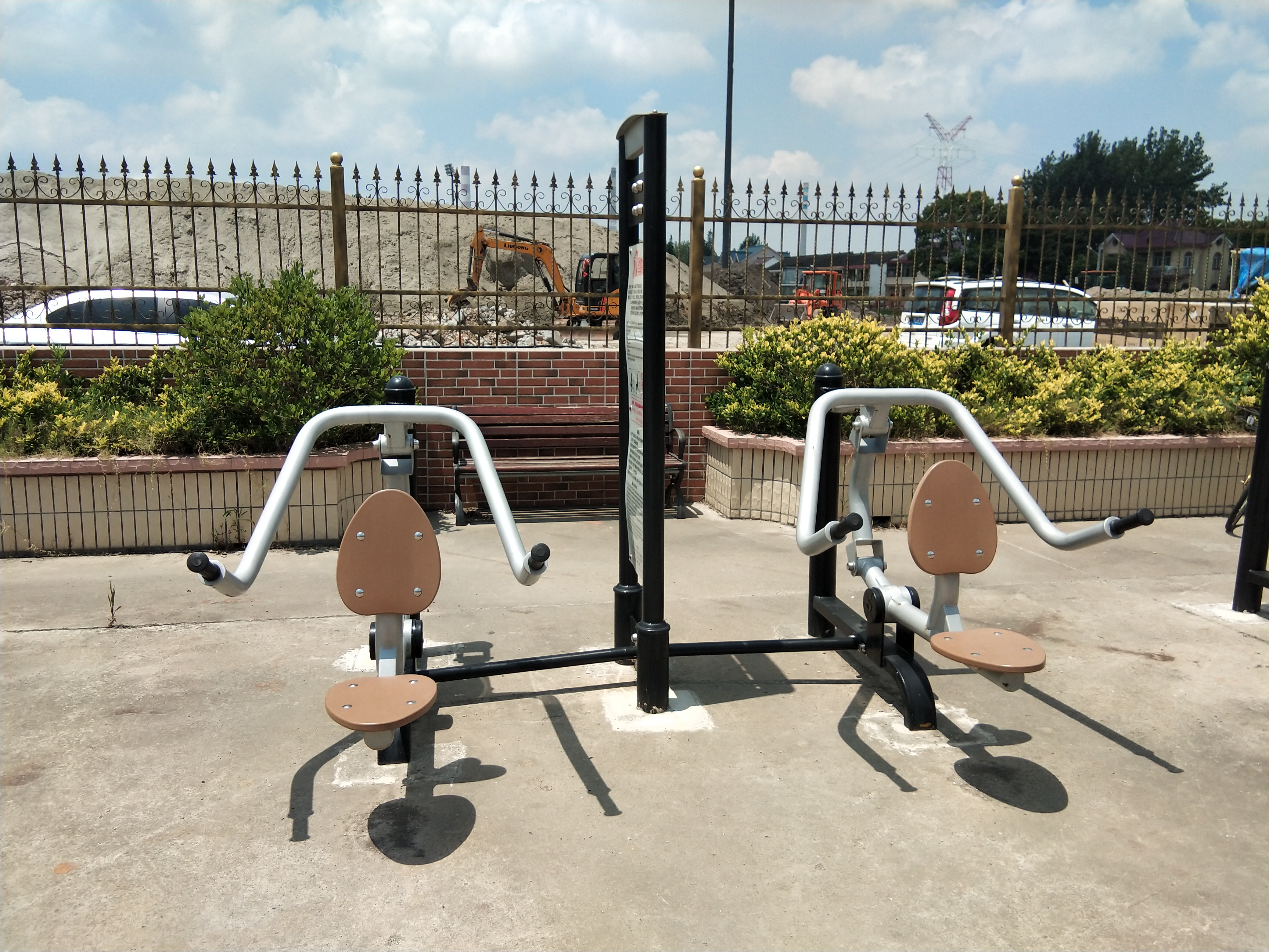 自重式下壓訓(xùn)練器 自重式下壓訓(xùn)練器