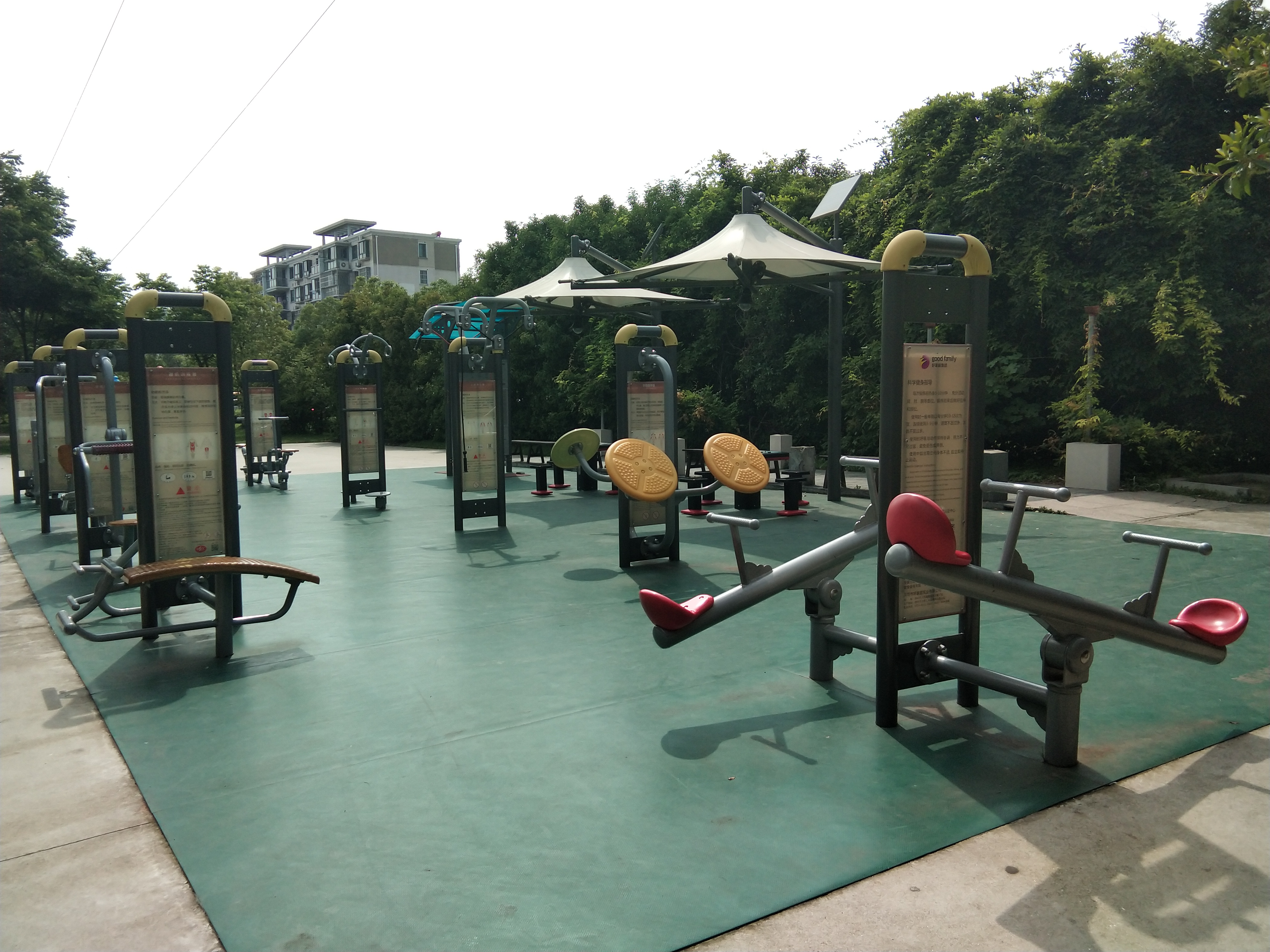 金都雅苑市民益智健身苑點(diǎn)