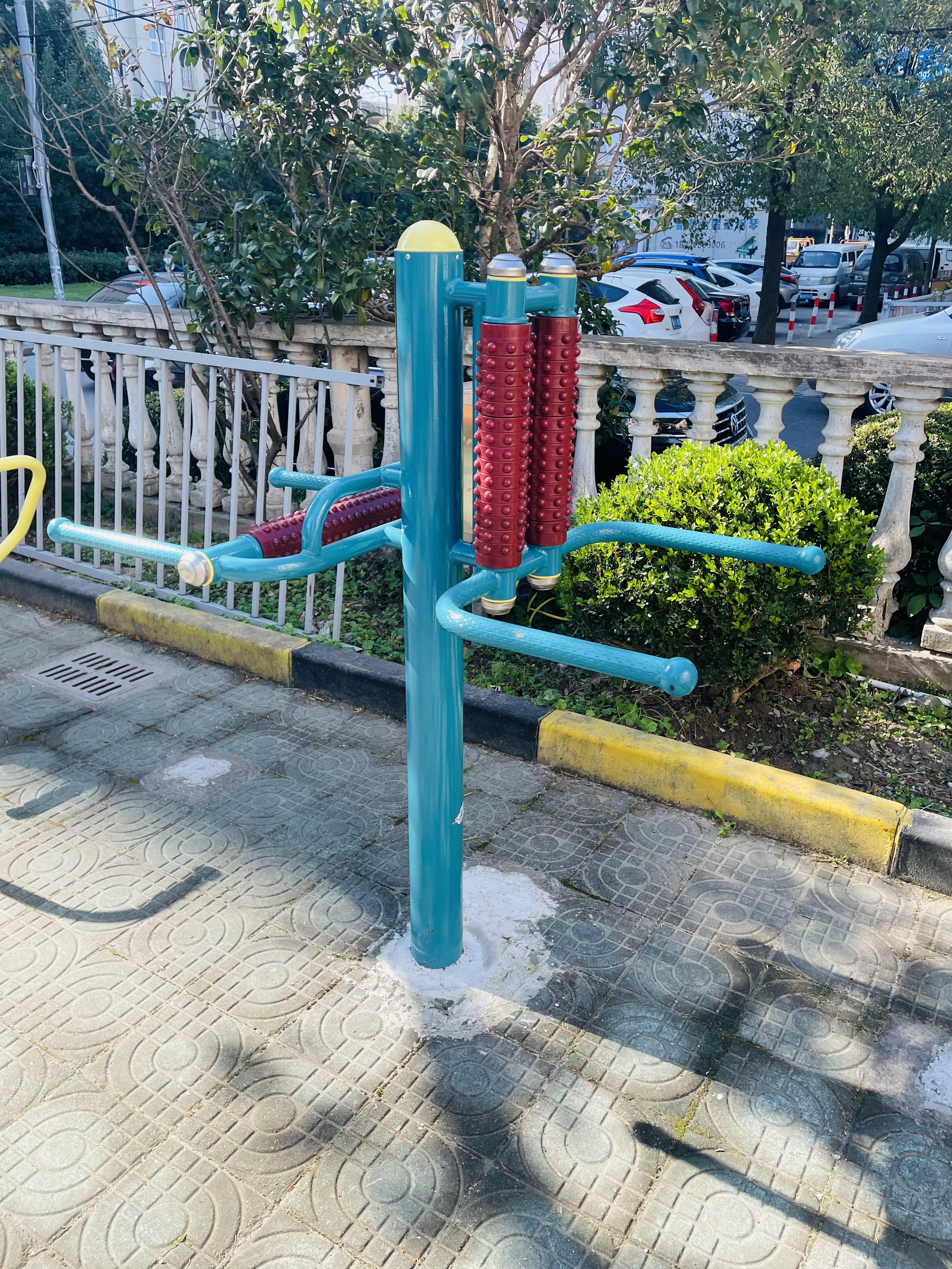 互動式腰背按摩器 互動式腰背按摩器