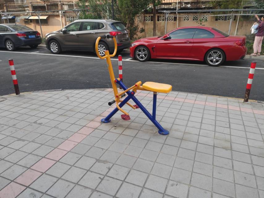 健騎機(jī) 健騎機(jī)