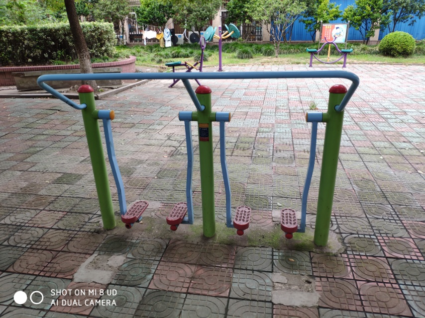 太空漫步器 太空漫步器