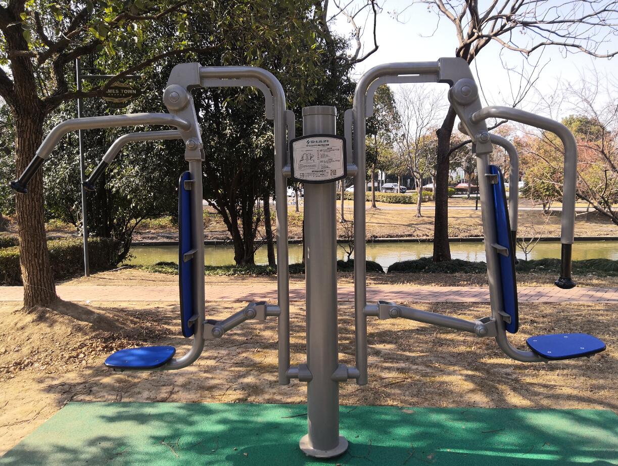 坐推訓(xùn)練器 坐推訓(xùn)練器