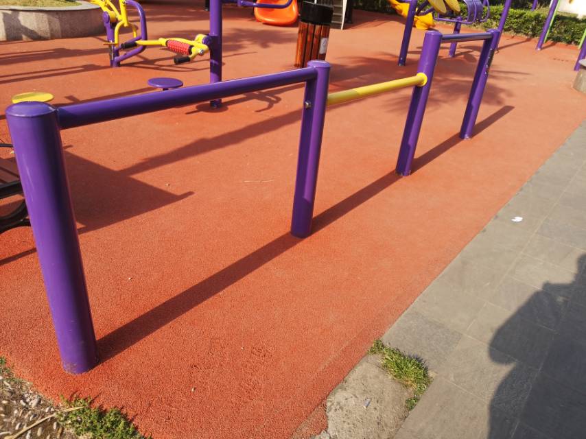 彈振壓腿器 彈振壓腿器