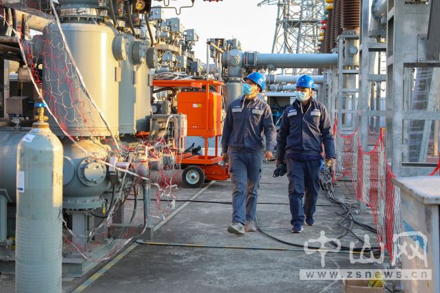 中山供電局220千伏翠亨變電站反措施工作。孫嘉彪 攝_副本.jpg