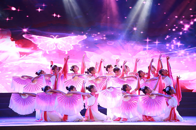 1522227600656048342.jpg 中國舞.jpg