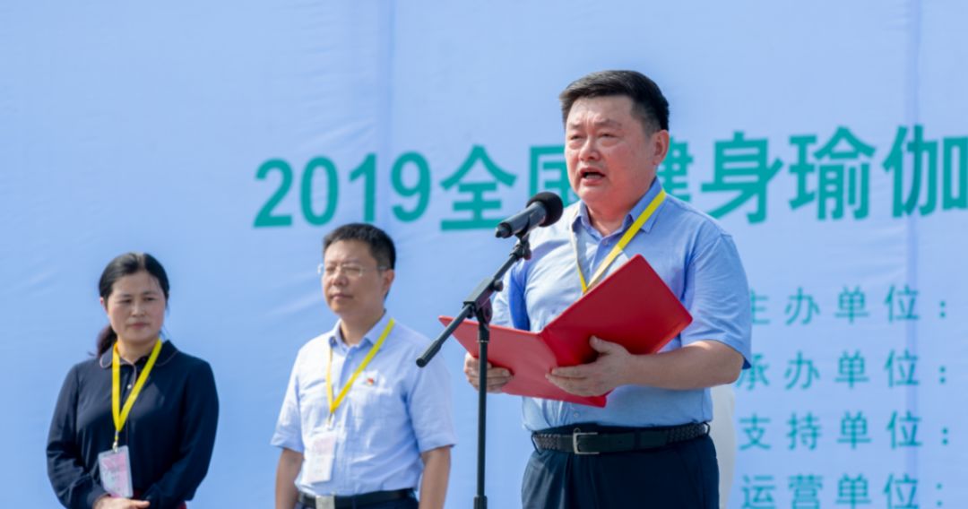 運(yùn)動(dòng)場(chǎng) 運(yùn)動(dòng)場(chǎng)