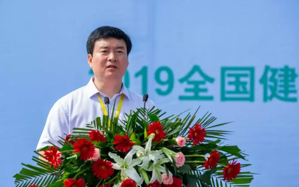 運(yùn)動(dòng)場(chǎng) 運(yùn)動(dòng)場(chǎng)