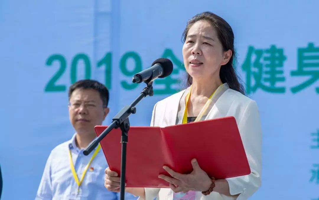 運(yùn)動(dòng)場(chǎng) 運(yùn)動(dòng)場(chǎng)