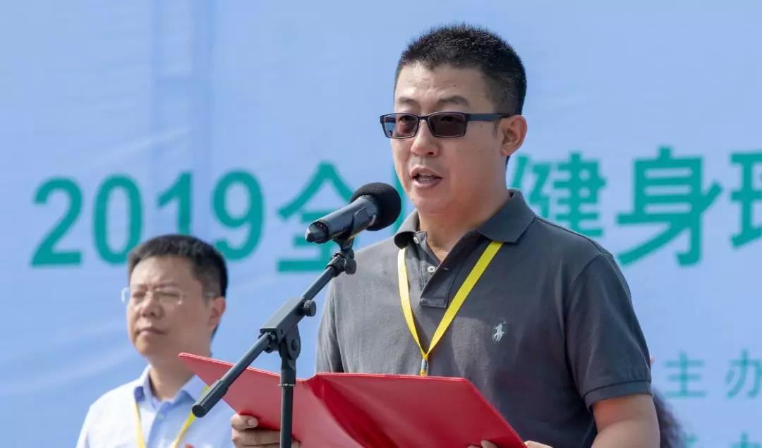 運(yùn)動(dòng)場(chǎng) 運(yùn)動(dòng)場(chǎng)