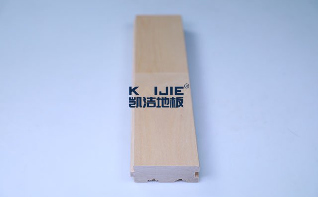 楓樺A級本色運(yùn)動木地板——凱潔地板