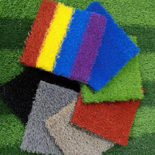 宏晟體育規(guī)格齊全，可定制人造草坪、足球場人造草坪、幼兒園人造草坪、人造草坪生產(chǎn)加工，廠家直供貨源