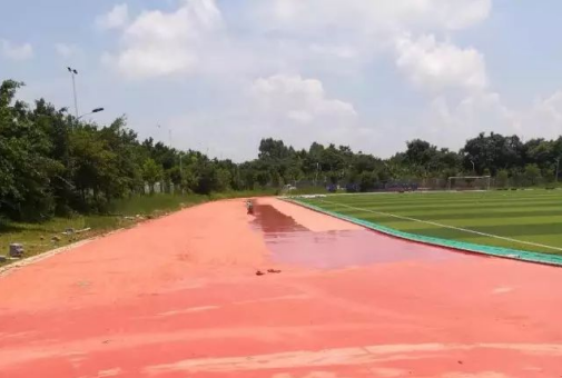 全塑自結(jié)紋跑道施工指南（瀝青基礎(chǔ)）(圖6)