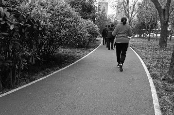 創(chuàng)文創(chuàng)衛(wèi)有你有我丨華商報(bào)：唐城墻遺址公園塑膠跑道開建 ！(圖4)